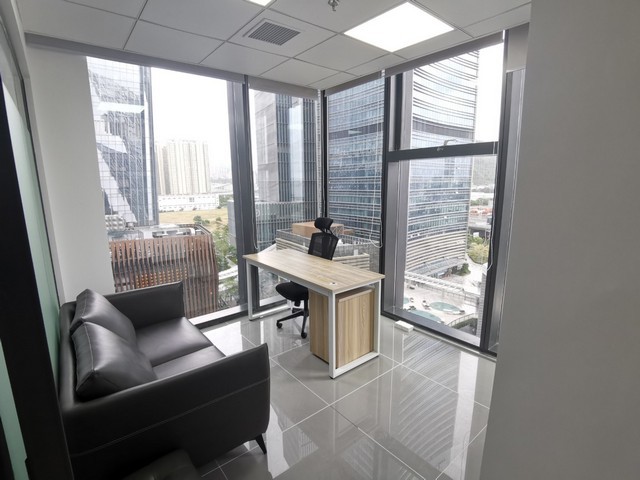 供应本色导电塑料